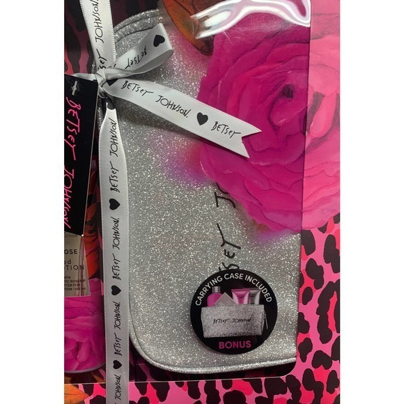 Betsey Johnson 5 PC Sweet Rose Body Care‎ Set - Picture 4 of 8
